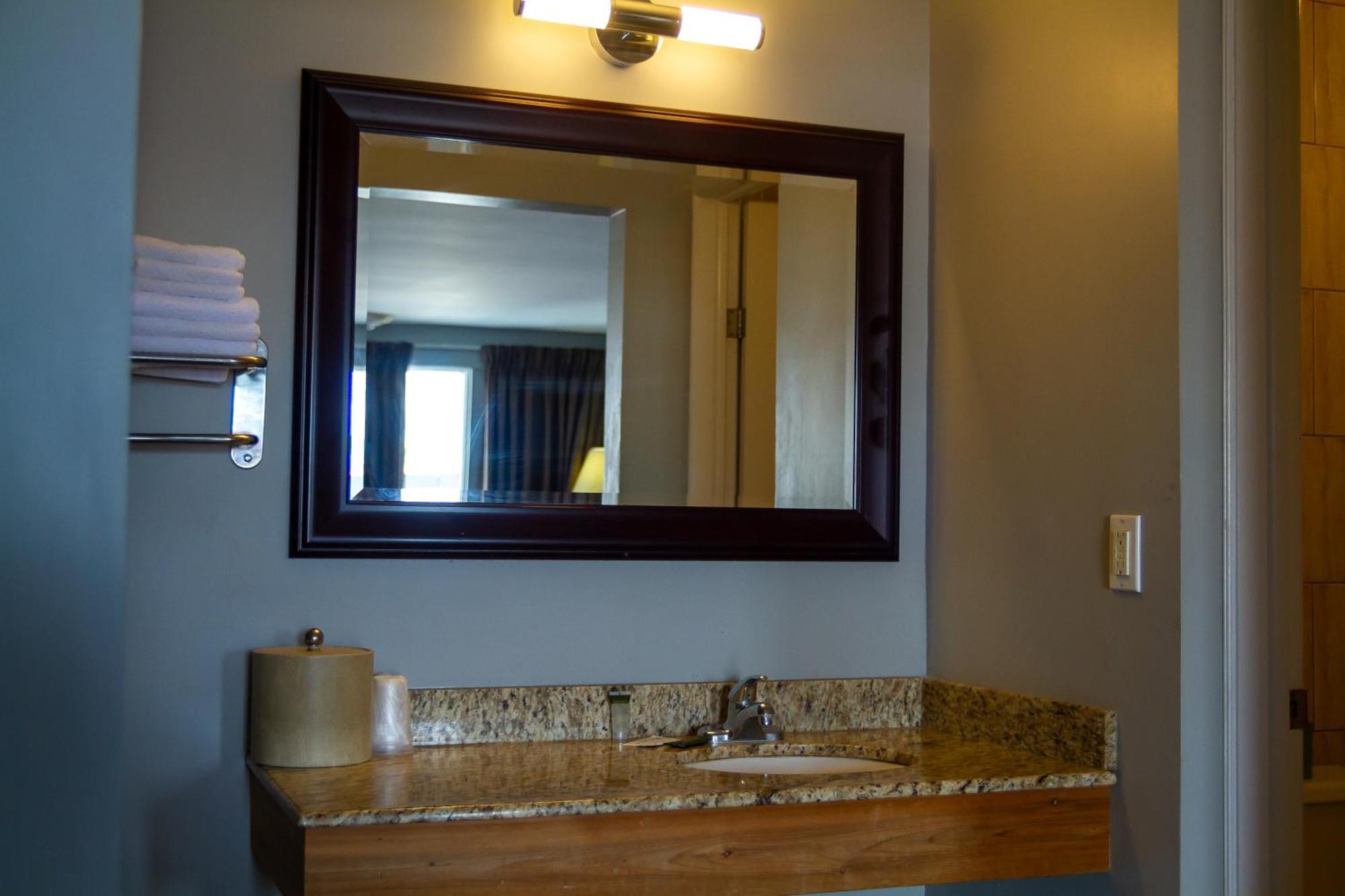 Saxony Motel Chatham-Kent Esterno foto