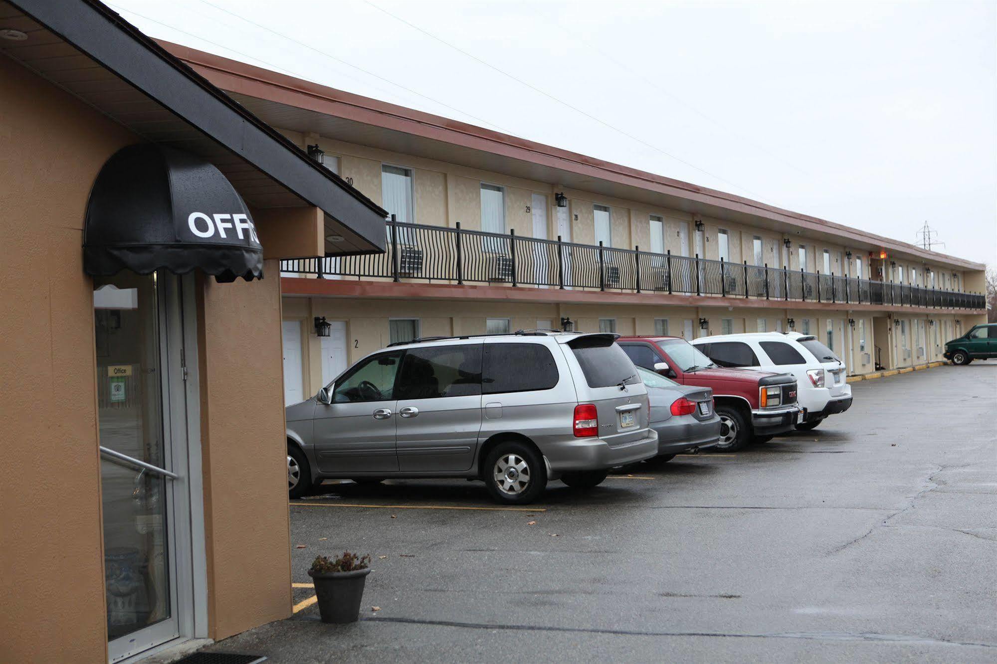 Saxony Motel Chatham-Kent Esterno foto
